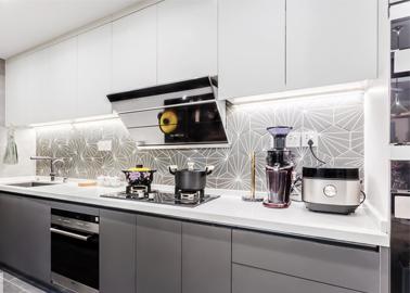 美大家电卫浴 深耕家用电器研发，引领智慧生活新风尚